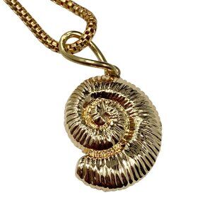 Vintage Gold Shiva Shell Pendant Necklace Sea Life Island Beach Plated 24" Chain